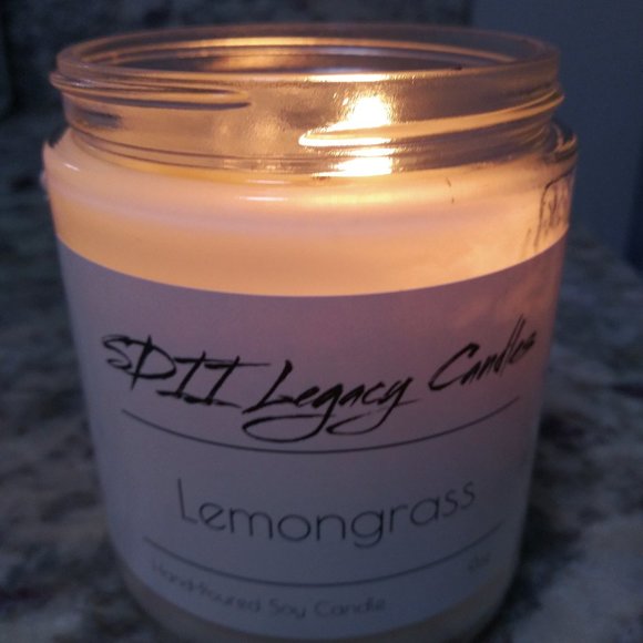 New!! Scented Candles - Lemongrass - Picture 3 of 3
